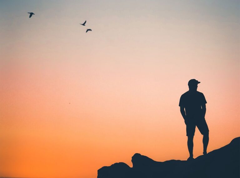 3 Reasons to Stay Single (At Least For a While) After a Breakup – Ascension Counseling & Therapy